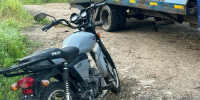 Костромича арестовали за пьяную поездку на мопеде без шлема - Комсомольская Правда