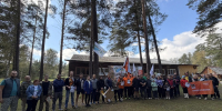 "Ферма" продолжается! Берег Глубоченского пруда собрал туристов - Polevskoy24.Ru