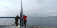 В память о 200 красноармейцах на острове Большой Игольчатый воздвигнута стела - Газета Выборг