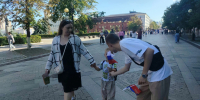 Активисты ЛДПР поздравили пензенцев с Днем Государственного флага - ЛДПР