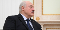Лукашенко предложил Мантурову обсудить недоразумения вокруг самолета «Освей» - Вечерняя Москва