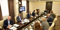 Вячеслав Франк провёл оперативное аппаратное совещание - Администрация г. Барнаул