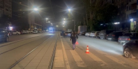В Екатеринбурге лихач на тонированном Mercedes E240 сбил 17-летнюю девушку - ИА Уральский меридиан