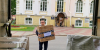 Очередную партию гуманитарной помощи отправили в зону СВО из администрации Петродворцового района - Петродворцовый район