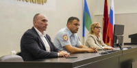Жительница Коми завела в квартире 20 кошек и собак, чтобы не замерзнуть - Pg11.Ru