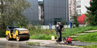 В Сыктывкаре начали ремонт тротуара на улице Красных Партизан, который не обновлялся с советских времён - Pg11.Ru