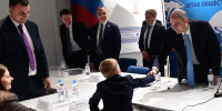 Свердловский губернатор рассмотрел просьбы жителей трех городов - КП Екатеринбург