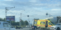 Мотоциклист резко затормозил и упал на перекрестке в Южно-Сахалинске — очевидцы - News.Astv.Ru