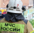 В Комсомольском сотрудники МЧС спасли из горящей пятиэтажки 12 человек - Донецк Медиа