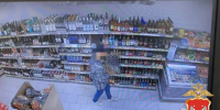 До двух лет колонии грозит жителю Ижевска за кражу ящика водки из магазинавидео - Комсомольская Правда