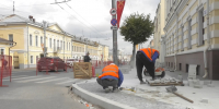 У Золотых Ворот во Владимире в самом разгаре благоустройство тротуаров - Телеканал Вариант