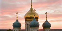 Церковь / Изображение сгенерировано Алиса AI от ИИ YandexART/ amic.ru - ИА Амител