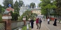 Митрополит Матфей проверил ход реставрации в Псково-Печерском монастыре - InformPskov.Ru