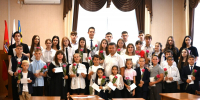 В Бугурусланском районе школьников поощрили премиями главы - Газета Бугурусланская правда