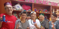 В Верхнеуслонском доме-интернате прошел мастер-класс по изготовлению поделок - Министерство труда