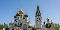 Ректор МДА сослужил Святейшему Патриарху Кириллу за Литургией и принял участие в освящении храма - Духовная академия