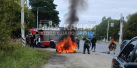 На окраине Брянске внезапно вспыхнул автомобиль BMW - БрянскToday.Ru