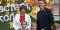 Депутаты Думы Иркутска помогли юным иркутянам собраться в школу - Baikal24.Ru
