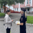 Сотрудники Госавтоинспекции провели профилактическую акцию возле городской детской поликлиники - Администрация ЗАТО Северск