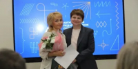 Заместитель Министра образования Свердловской области вручила награды педагогам на Августовском педагогическом совещании - Министерство образования
