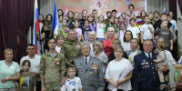 Урок мужества для детей, находящихся на реабилитации в центре «Сосновая горка» в Приангарье, провели участники СВО и боевых действий в Чечне и в Таджикистане - Правительство Иркутской области