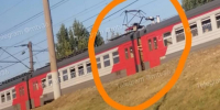 Воронежцы заметили на электричке подростка-зацепера - РИА Воронеж