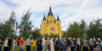 В Нижнем Новгороде торжественно встретили ковчег с частицей мощей святителя Спиридона Тримифунтского - Епархия