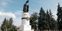 В Курске завершена реконструкция памятника Александру Невскому - Курские Известия