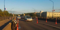 Мотоциклиста скорая помощь доставила в травмпункт. - Новгородские Ведомости