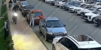В воронежском микрорайоне Шилово подростки устроили гонки на байках на тротуаре - РИА Воронеж