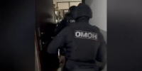 При содействии ОМОН Росгвардии в Красноярском крае задержан подозреваемый в незаконном лишении человека свободы (видео) - Росгвардия