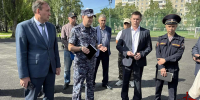 Росгвардия проверила готовность охраны школ Кировского района Уфы к новому учебному году - Росгвардия