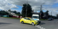 В ДТП с микроавтобусом на улице Болотова в Туле пострадал пожилой водитель автомобиля Kia - Комсомольская Правда