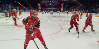 «Локомотив» забросил пять шайб «Сибири» на турнире в Омске - Sport76.Ru