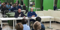 Игорь Гурьев встретился с жильцами дома № 30 по улице Ленина. - Муниципальный округ Воркута