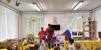 Патриотизм с малых лет: волонтёры провели мастер-класс в детском саду №6 - Родниковский район