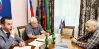 В общественной приёмной «Единой России» в Южно-Сухокумске прошел прием граждан - Единая Россия