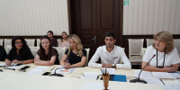 В администрации Дербента обсудили планы взаимодействия с вузами и ссузами на новый учебный год - Администрация г. Дербент