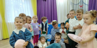 27 августа 2026 года ребята МБДОУ — детский сад присмотра и оздоровления № 32 «Сказка» г. Клинцы Брянской области создали настоящий океан. - Администрация г. Клинцы
