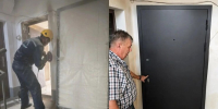 В краевой столице в пострадавшем от атаки БПЛА 24 августа доме восстанавливают входные двери в квартиры - Газета Кубань Сегодня