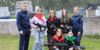 Сотрудники следственного управления организовали воспитанникам детского дома «Васильевский» спортивный праздник перед началом учебного года - Следственный комитет