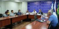 Александр Ведерников провел в Тайшете прием граждан по вопросам расселения аварийного жилья и вывоза ТКО - Законодательное Собрание