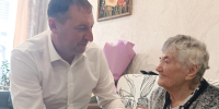 Юбилярша с большой историей: глава округа поздравил Веру Владимировну Киселёву - Тавдинский городской округ