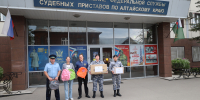 Судебные приставы Алтайского края помогли детям собраться к 1 сентября - УФССП