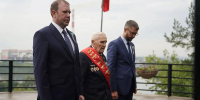 На Красной Горке провели церемонию возложения цветов в память о погибших шахтерах - Администрация города