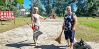 Продолжаем заниматься благоустройством: добровольцы группы «От сердца к сердцу» на субботнике - Биробиджанский район