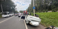 В Смоленске на улице Кутузова столкнулись Skoda и Volkswagen - Смоленская газета