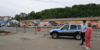 В Корсакове убрали ограждение у "Магнита", но проезд откроют временно - News.Astv.Ru