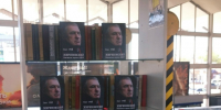 Произведение о Жириновском пополнило книжный шкаф на астраханском вокзале - ЛДПР