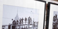 Фотовыставка «Август-91. Кто, если не ты» открылась в Москве - Ельцин Центр